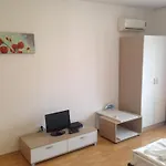 Amara Sunny Σάνι Μπιτς