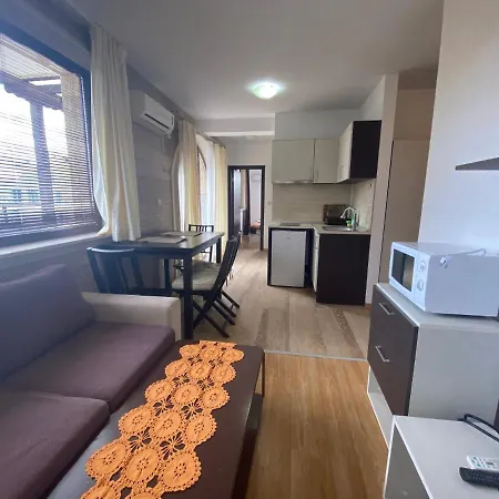 Amara Sunny Апарт-готель