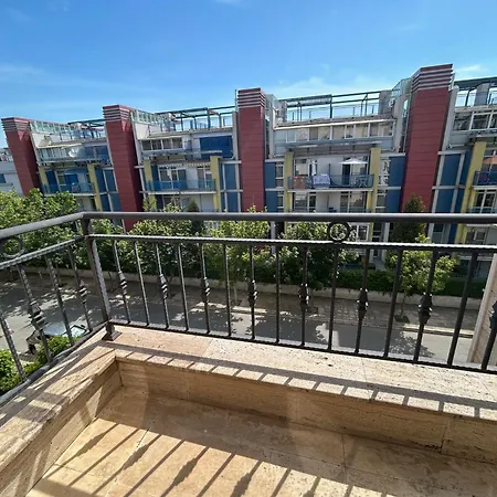 Amara Sunny Hotel apartamentowy 3*