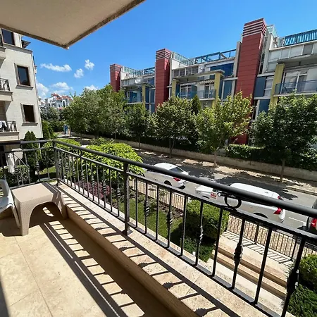 Aparthotel Amara Sunny 3*