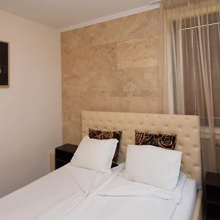 Amara Sunny Aparthotel 3*