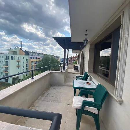 Amara Sunny Aparthotel