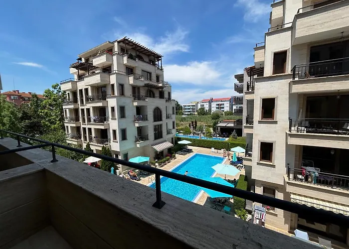 Amara Sunny Apartmanhotel