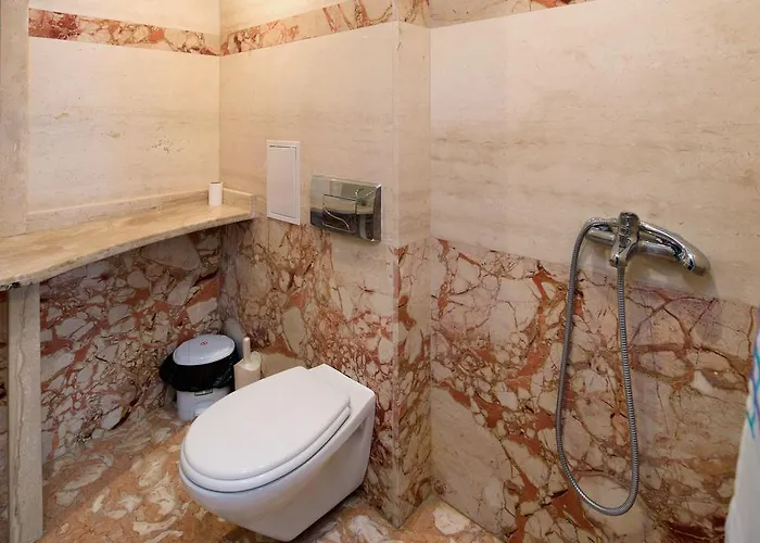 Amara Sunny Apartmanhotel