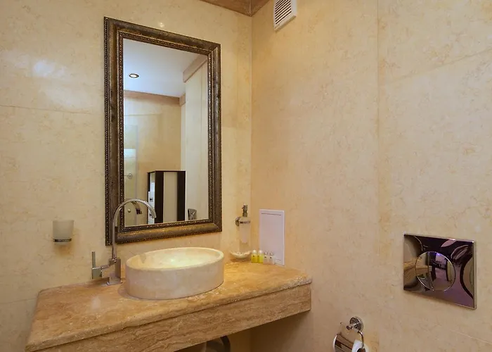 Amara Sunny Apartmanhotel